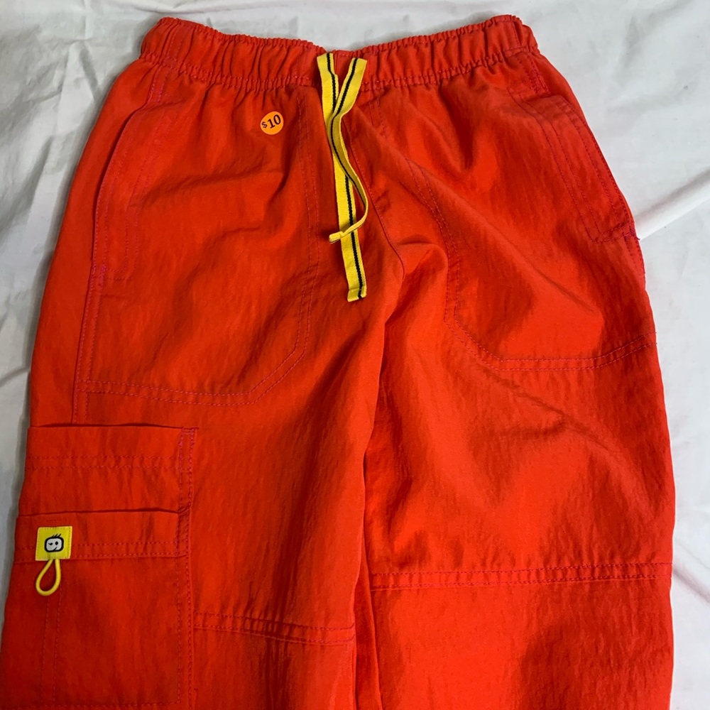 bright pink flow pants